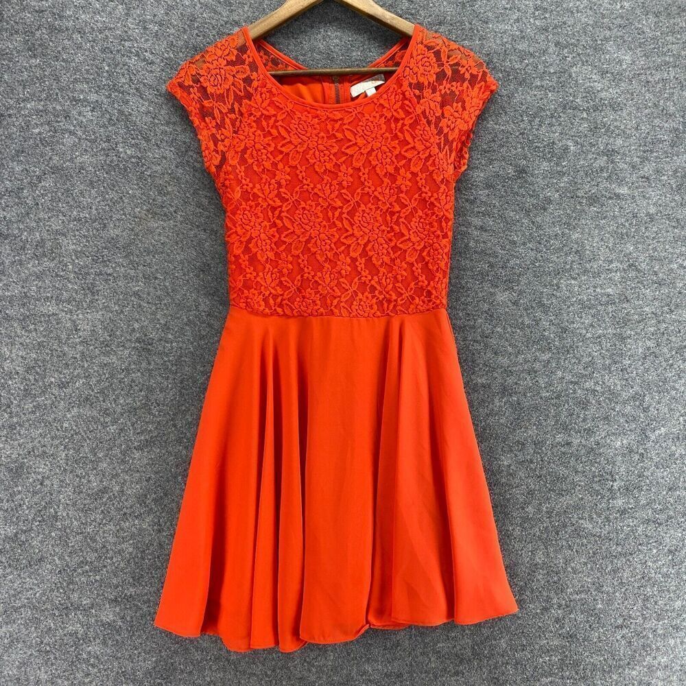 GB Dress Women 3 Red Floral Crochet Sheath Short Lined Zipper Short Sleeve